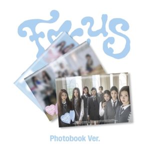 Hearts2Hearts - FOCUS [Photobook Ver. - Random Cover]